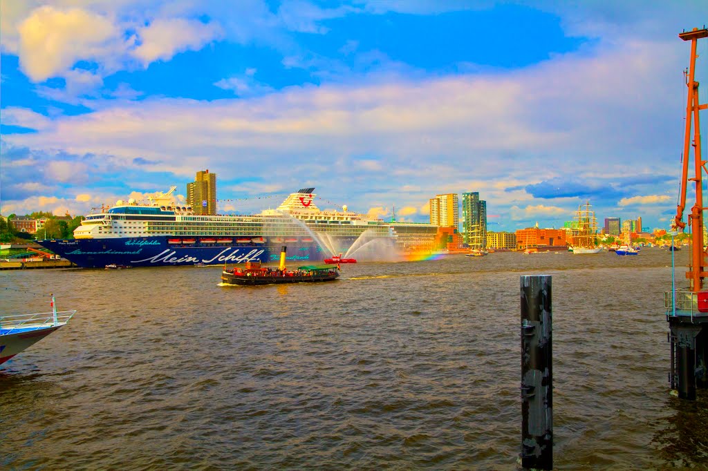 Mein Schiff by uwe-aus-hamburg