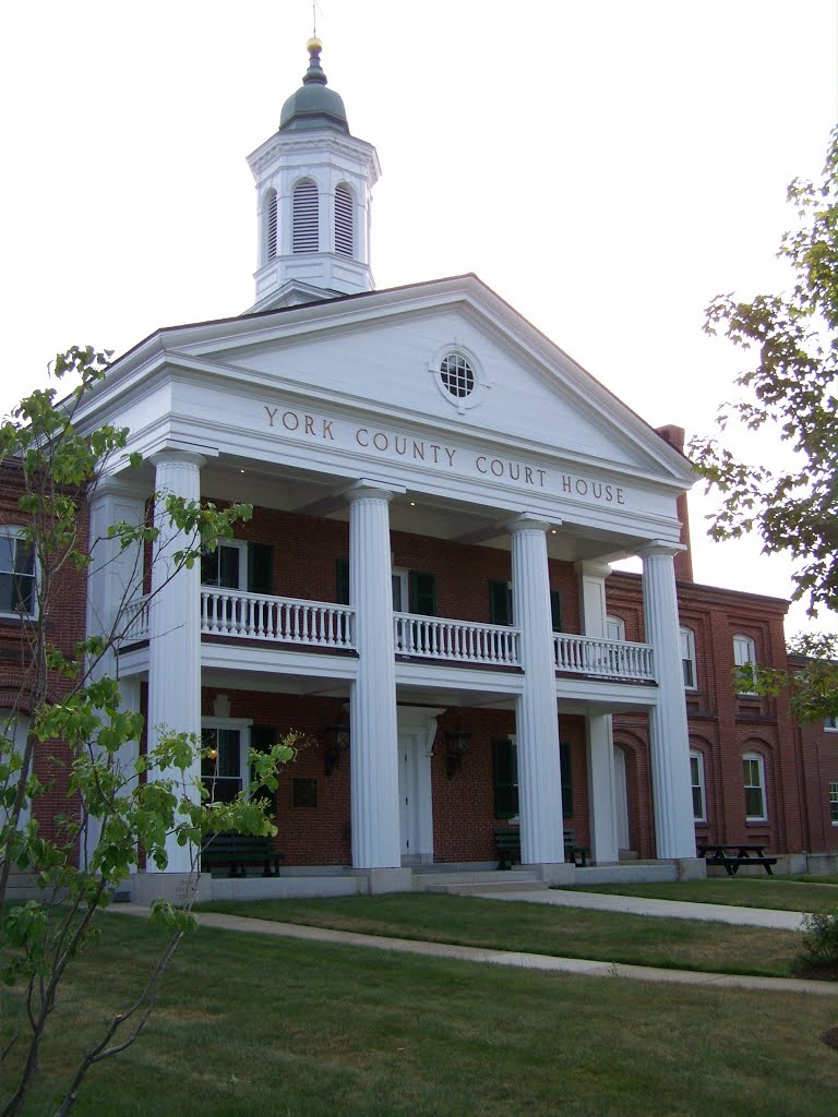 York County Courthouse- Alfred ME by kevystew