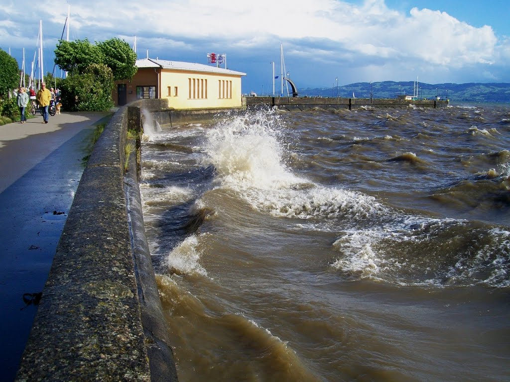 Fönsturm in Langenargen / Bodensee, Baden-Württemberg by Dachsbracke