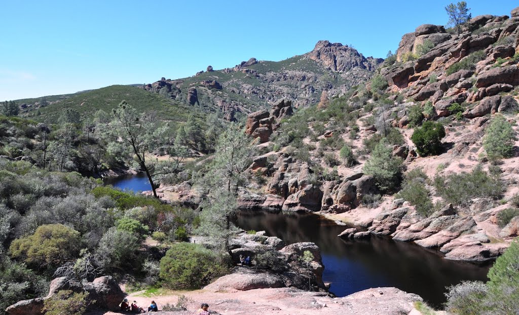 Bear Gulch trail at Pinnacles 2013 by Enikő Torneby