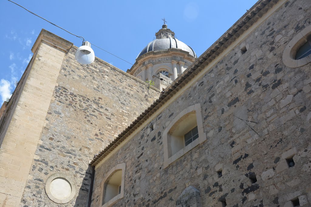 Chiesa Madre di San Nicolò e del Santissimo Salvatore, Militello Val di Catania. by Nicola e Pina Sicili…