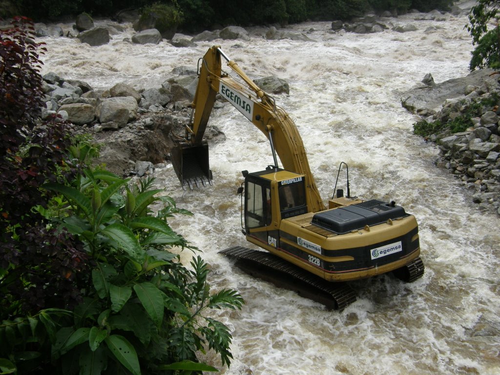 Aguas Calientes, Peru by Mr. Quispe