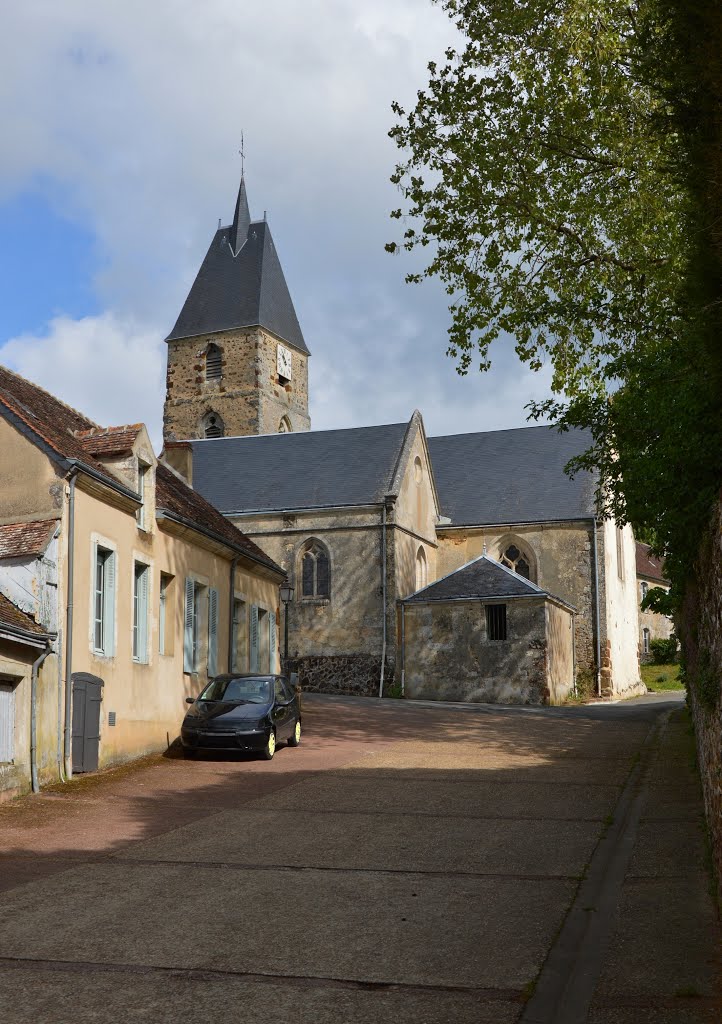 L'église Notre-Dame du Rosaire de La Perrière by zambetti salvatore