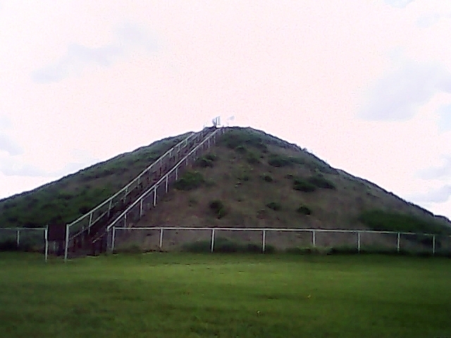 Miamisburg, Ohio Adena Indian Mound by Badseed1976