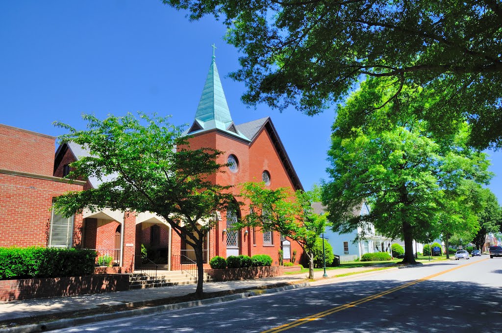 VIRGINIA: KING WILLIAM COUNTY: WEST POINT: West Point United Methodist Church, 1020 Main Street by Douglas W. Reynolds, Jr.