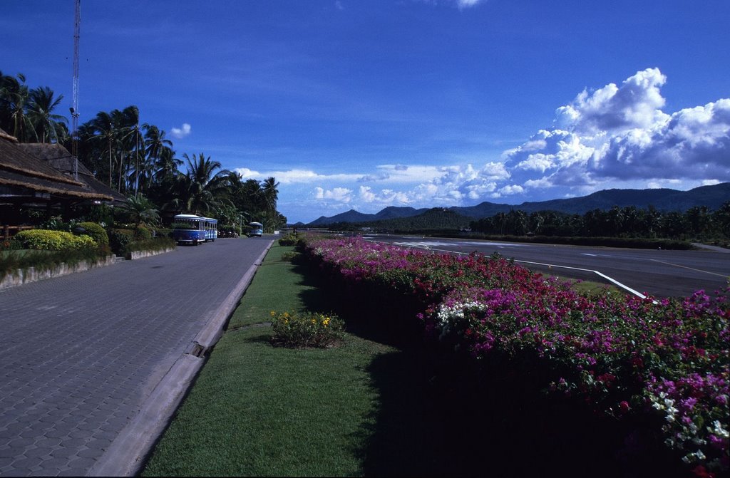 Koh Samui North East_Airport by brummsel