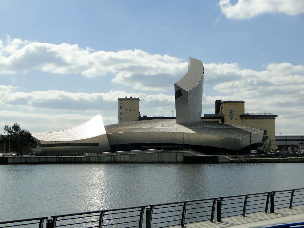 Imperial War Museum North Manchester by Christof Verboven