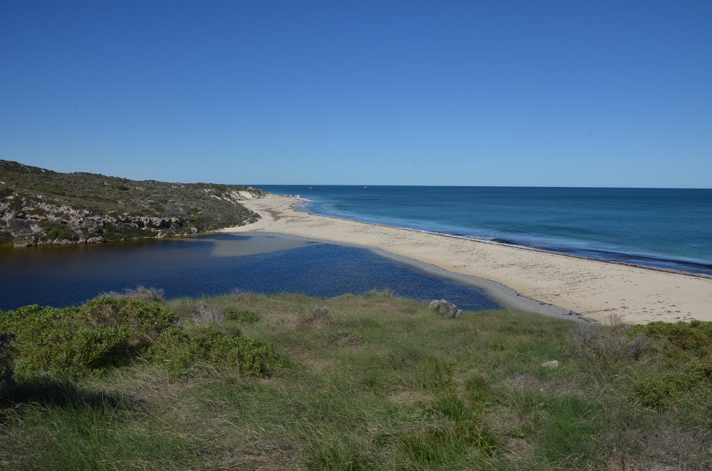 Indian Ocean & Moore River by cindy555