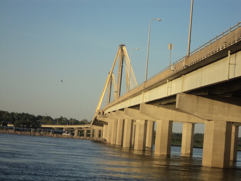 Alton bridge on missisipi by s.vaidhinathan