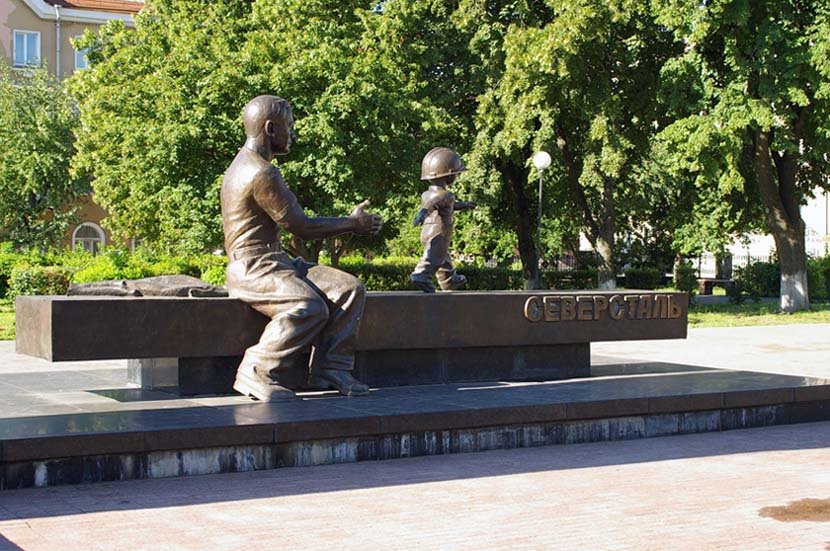 Вид на Памятник металлургам / View of the Monument to metallurgists (22/07/2007) by Dmitry A.Shchukin