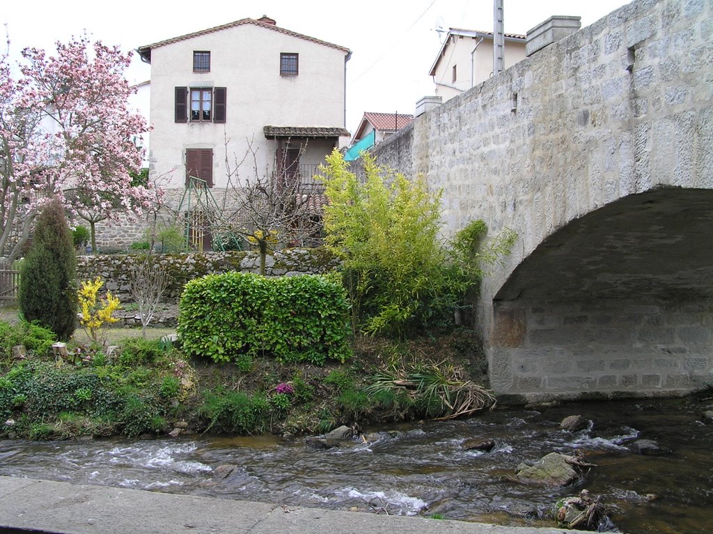 Moingt, pont by Lafraque