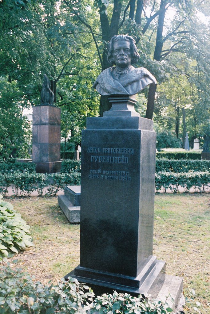 Rubinstein tomb at Nevsky´laure by FarL