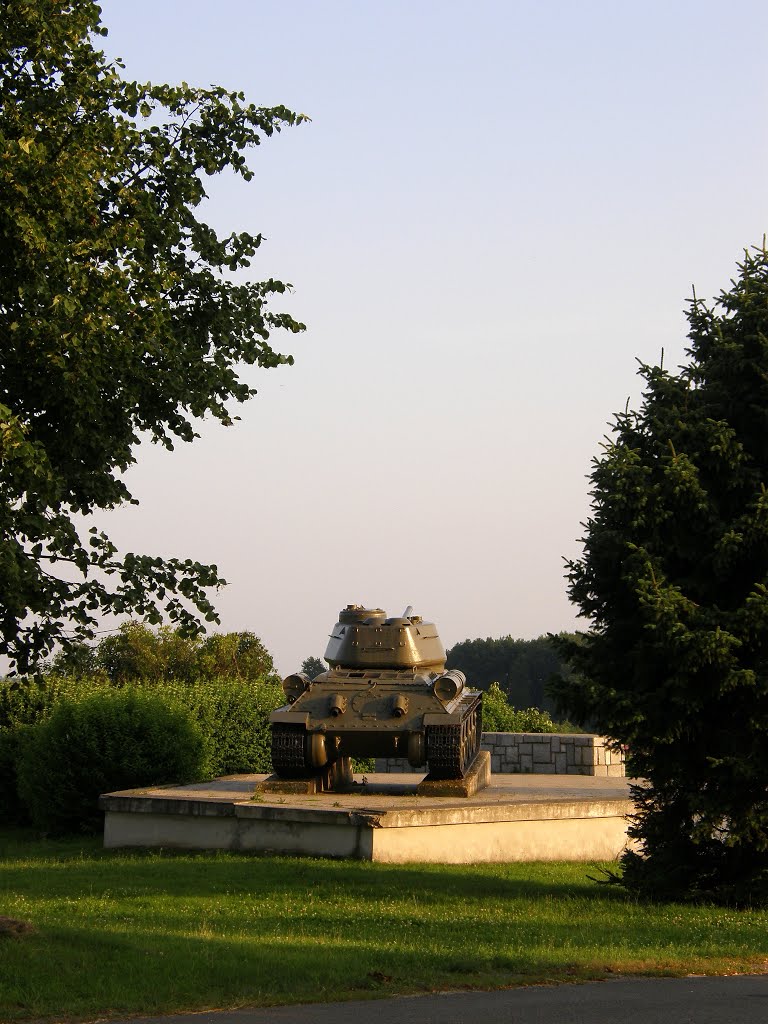 Sudice - pomník Československých tankistů (memorial of the Czechoslovak tankers) - detail, Czech Republic by MAPP HUDRANS