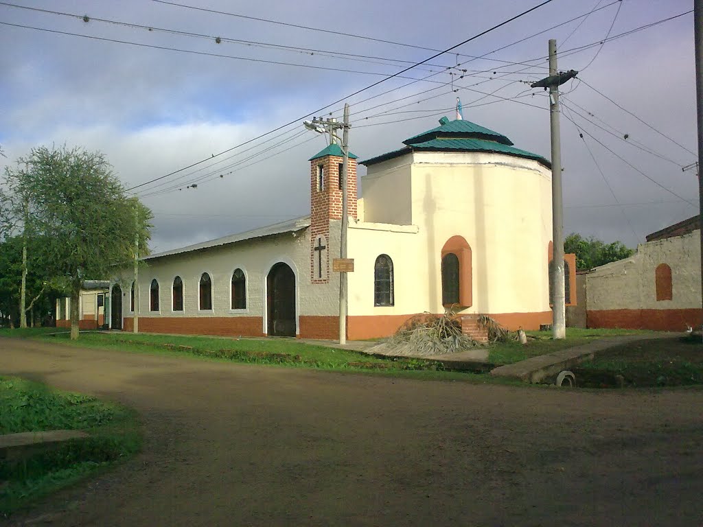 Capilla María Auxiliadora by Martín Quintana