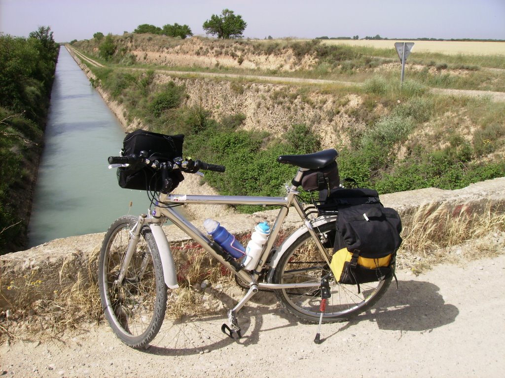 Almenar, 25126, Lleida, Spain by M. Furgber