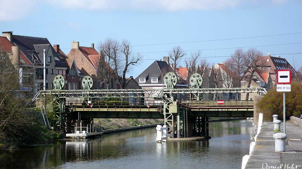 Pont ferroviaire - 31032008 - Railway bridge by Daniel Herlent