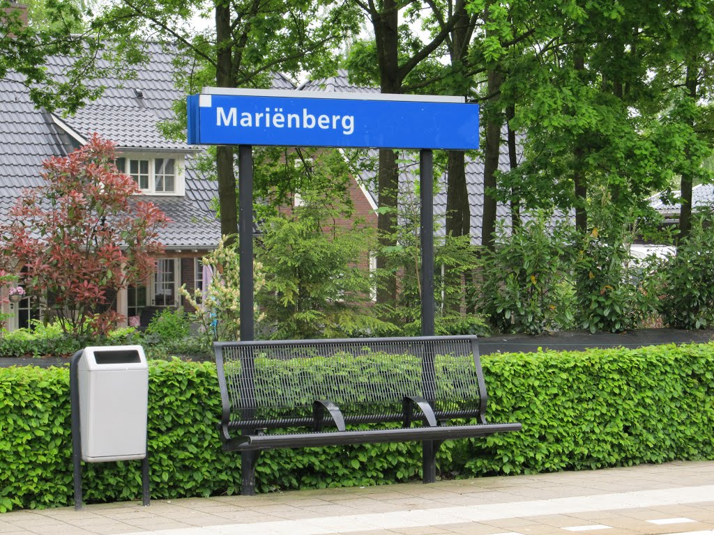 Station of Mariënberg by René Klink