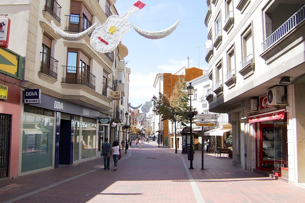 Calle peatonal en Navalmoral de la Mata (Cáceres) España. by María Fernando