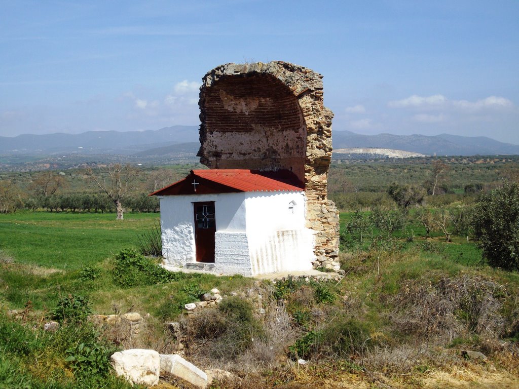 A part of an old church outside of Olynthos by unlucky misfire