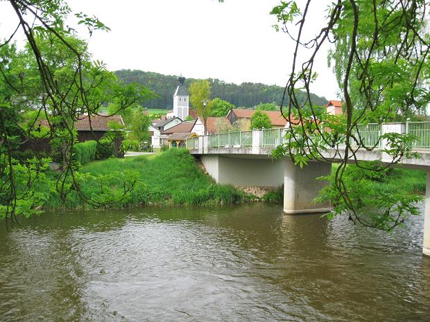 Blick über die Altmühl auf Pfalzpaint by hubi1802