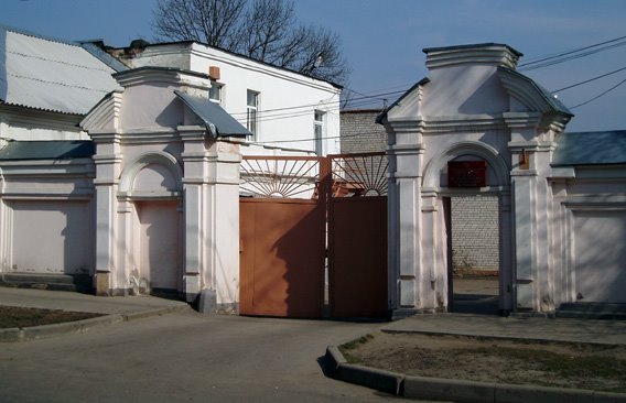 Another old gates by Sarychev Sergei