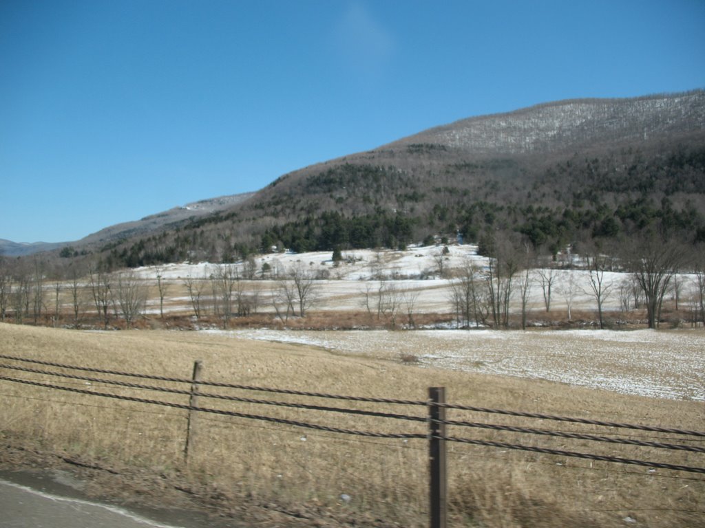 Outside the Catskills by sacoo