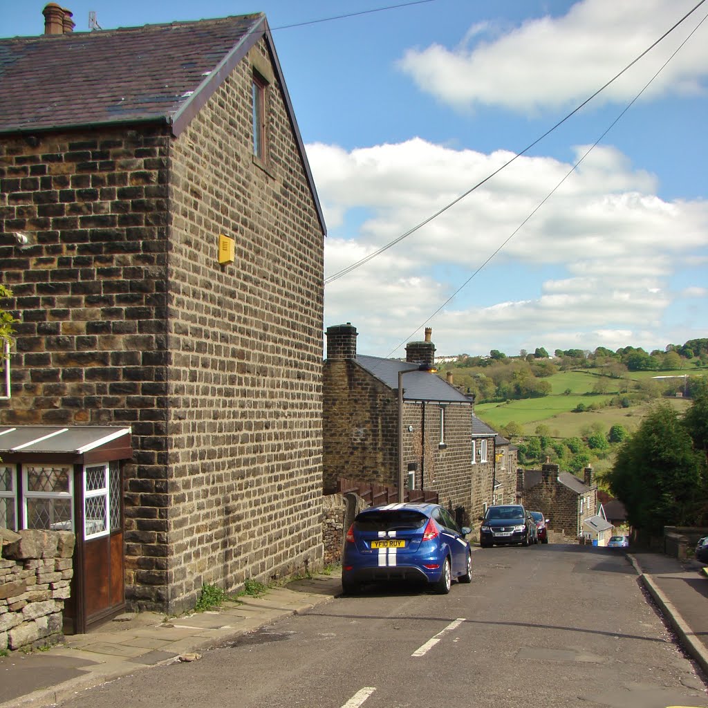 Looking down Fairbarn Road, Stannington, Sheffield S6 by sixxsix