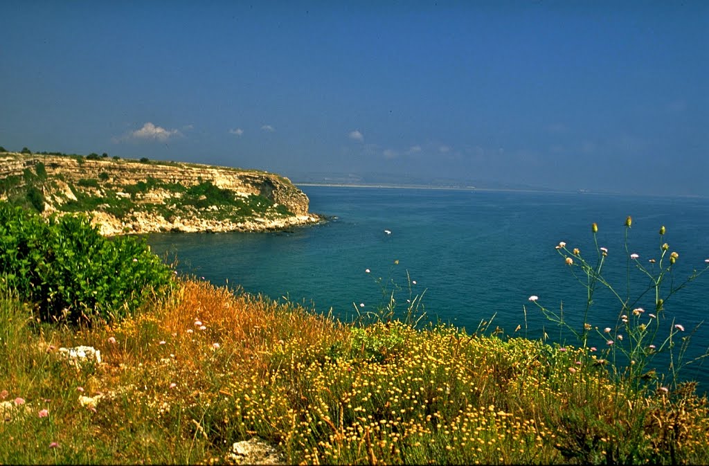 Cap Leucata - Narbonés by Franc Bardou