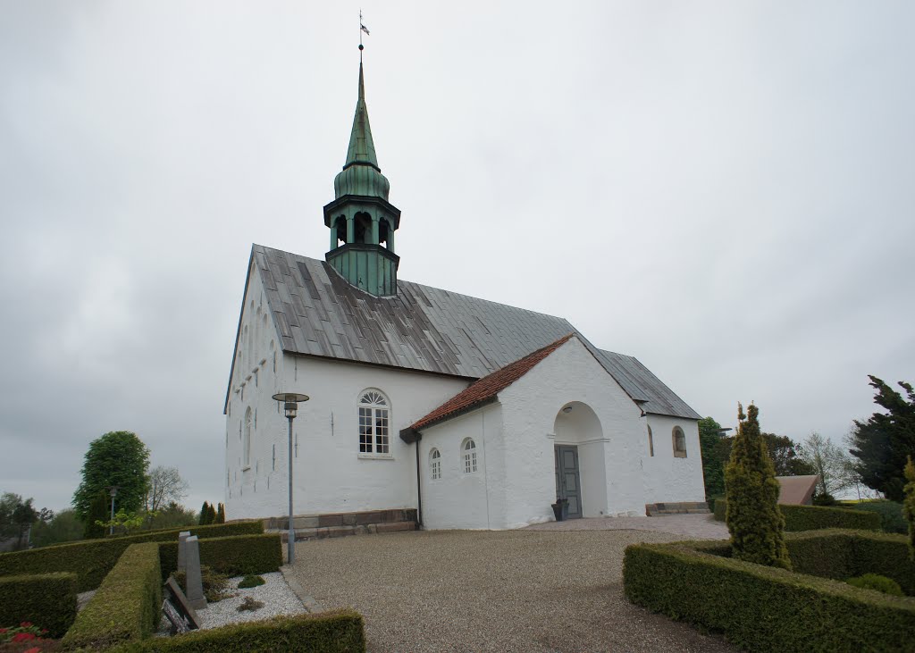 Viuf Kirke, 19. maj 2013 by papkassen