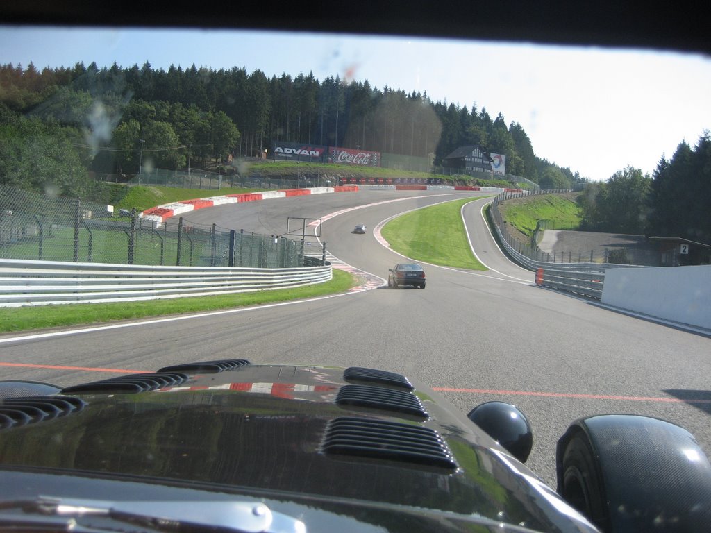 Sur le circuit de Spa by Emmanuel Gabolde