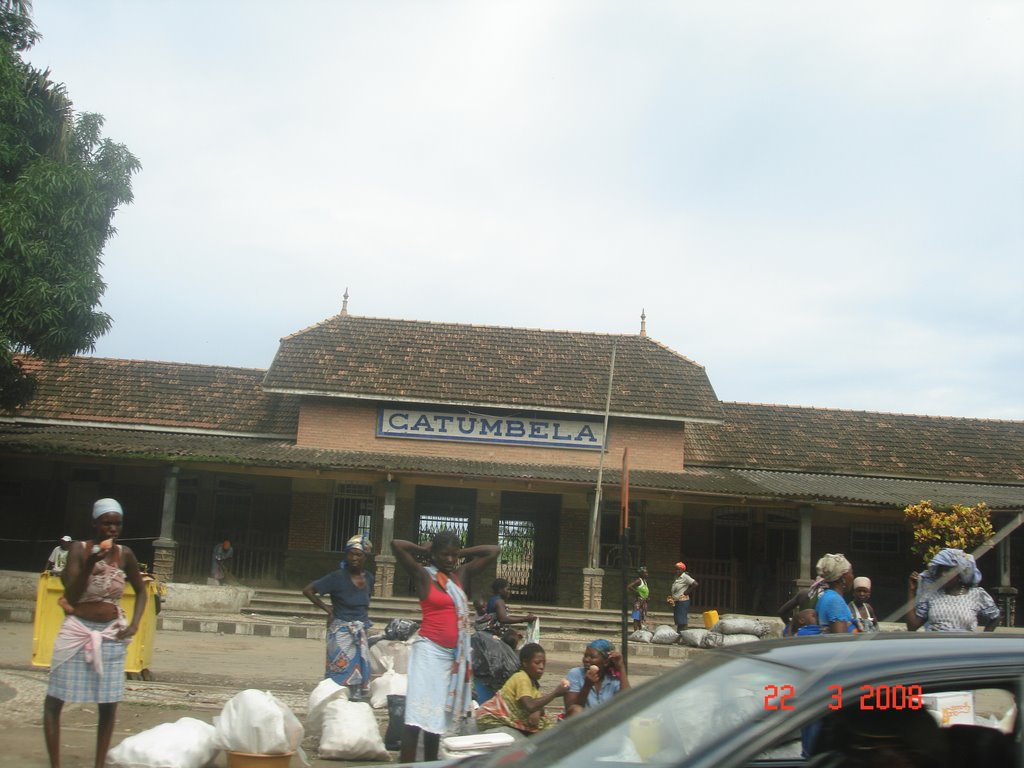 Train station in Catumbela (Benguela, Angola) by Robby !!!