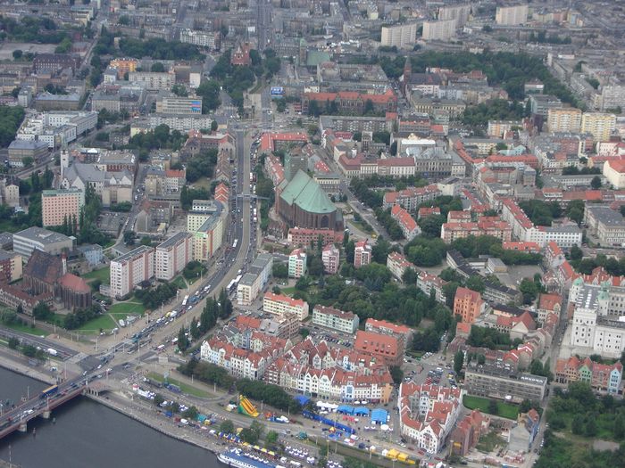 The Tall Ships Races 2oo7 FROM THE SKY (Catedhral) by sledziu