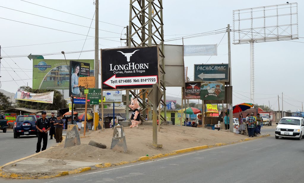 Lurin, Peru by Norbert Kurpiers