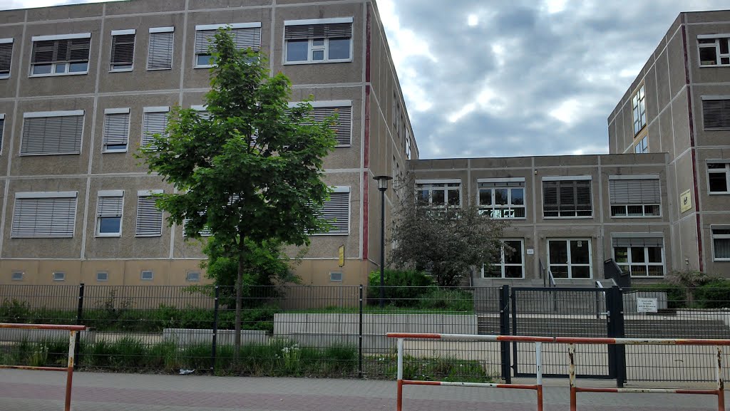 Geschwister-Scholl-Schule Zossen by uweweb