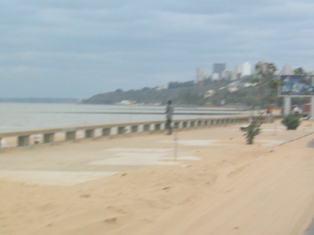 Vista baia de maputo,mozambique by Anibal Goncalves