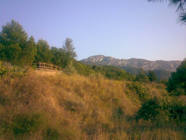 El Benicadell des del camí del Carrascalet by Terra d'Enlloc