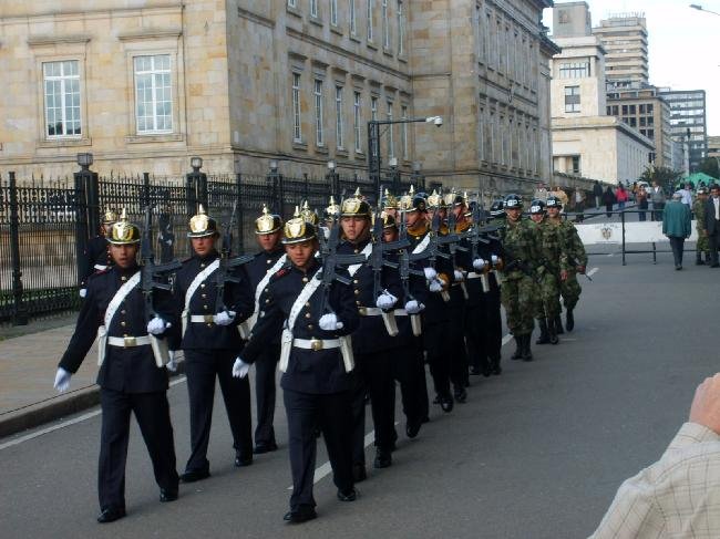 GUARDIA PRESIDENCIAL by JORGE ELIÉCER CORTÉS…