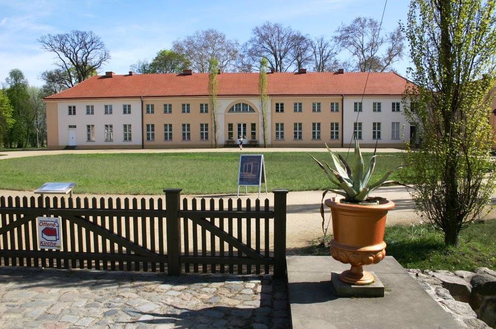 Schloss Paretz bei Potsdam by Bernd Kuhnt