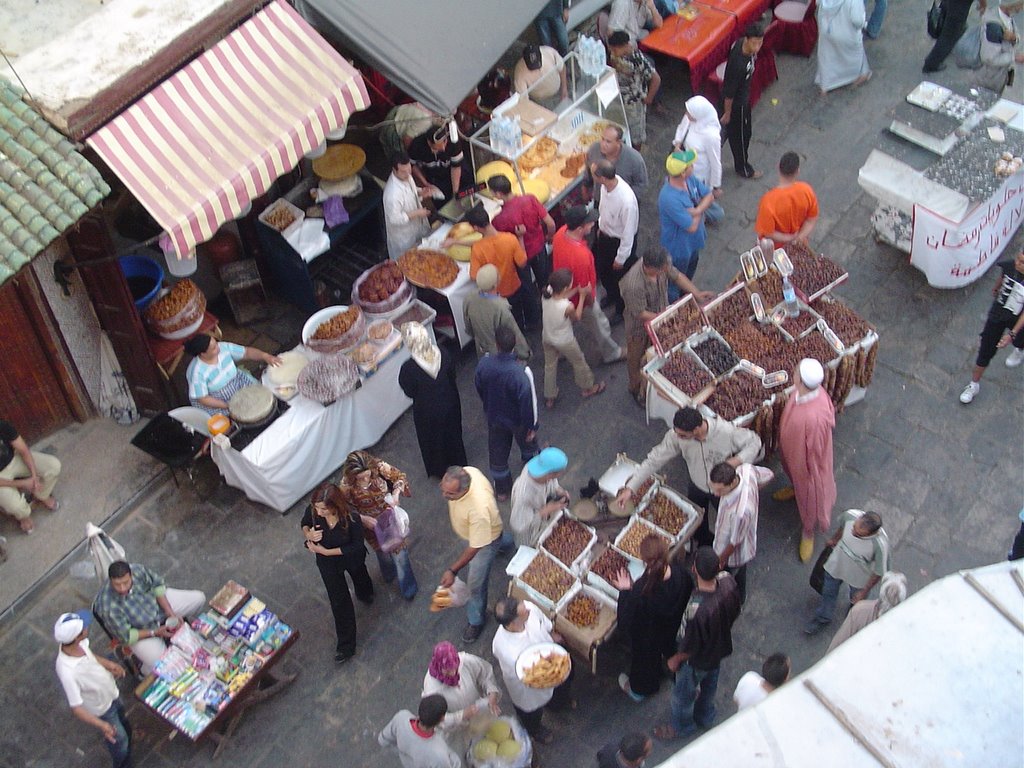 TARDES DE MERCADO EN FEZ by beltzarana