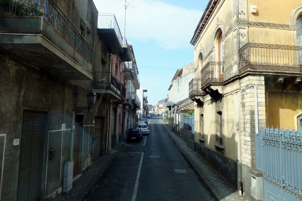 Via Roma, Zafferana Etnea by muba