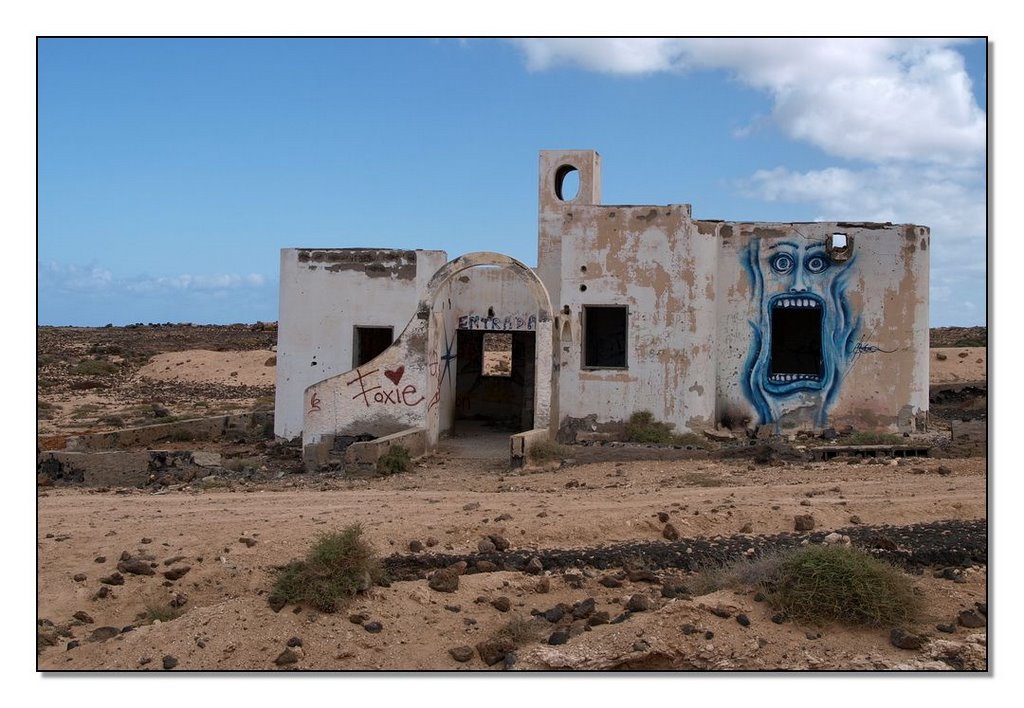 Punto de Paso Chico - last Buildings @ one of the end of the world by AustrianAviationArt