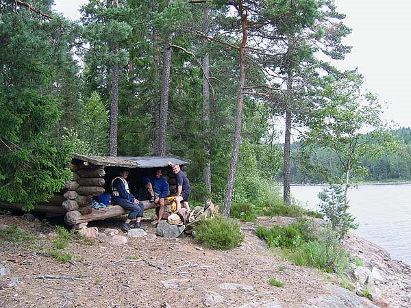 Shelter On Stora Bör by waynebrink