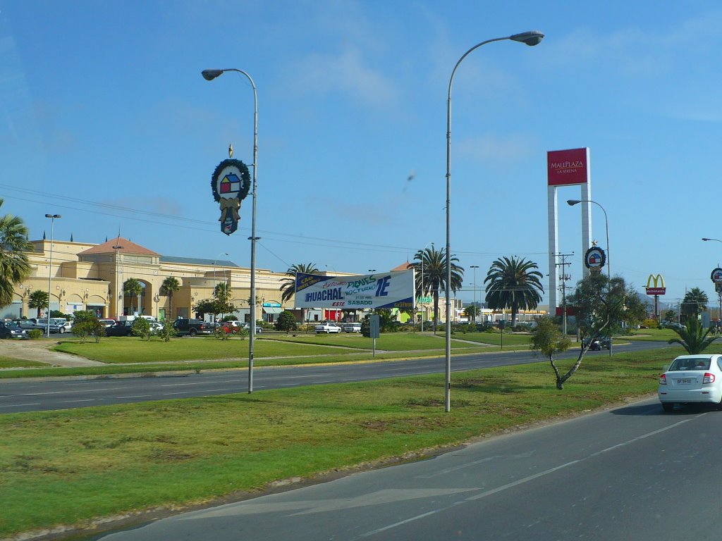 Mall Plaza La Serena by Challenger Australis