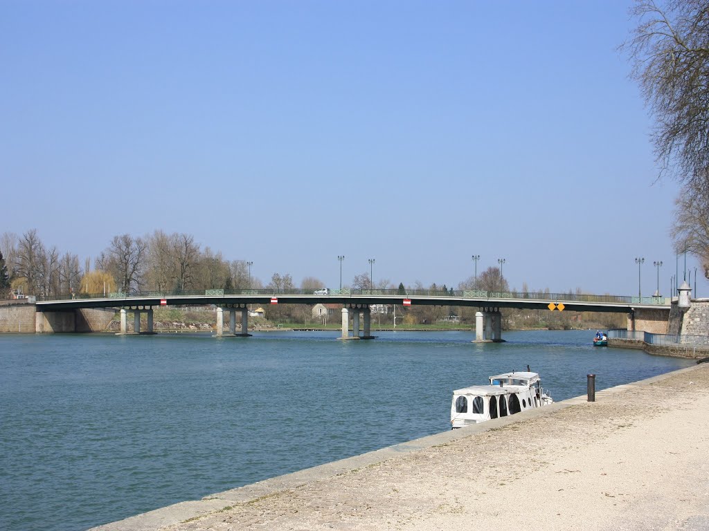 Brücke Auxonne by MH75