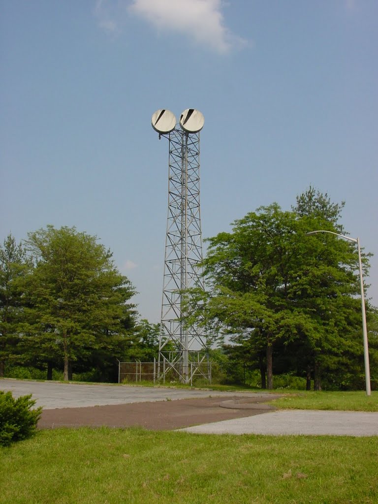 AT&T Pottstown Facility (Microwave Tower) Pennsylvania by Burning7Chrome