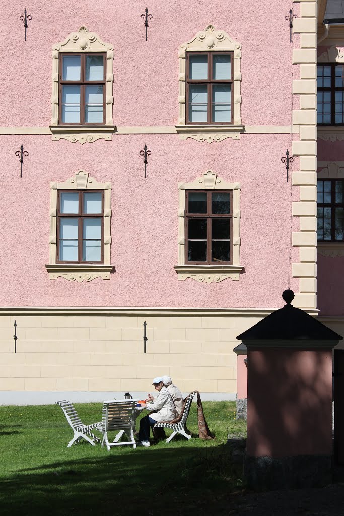 Skånelaholms Slott, Skånela, Sigtuna, Sweden (May 2013) by ThomasLindberg