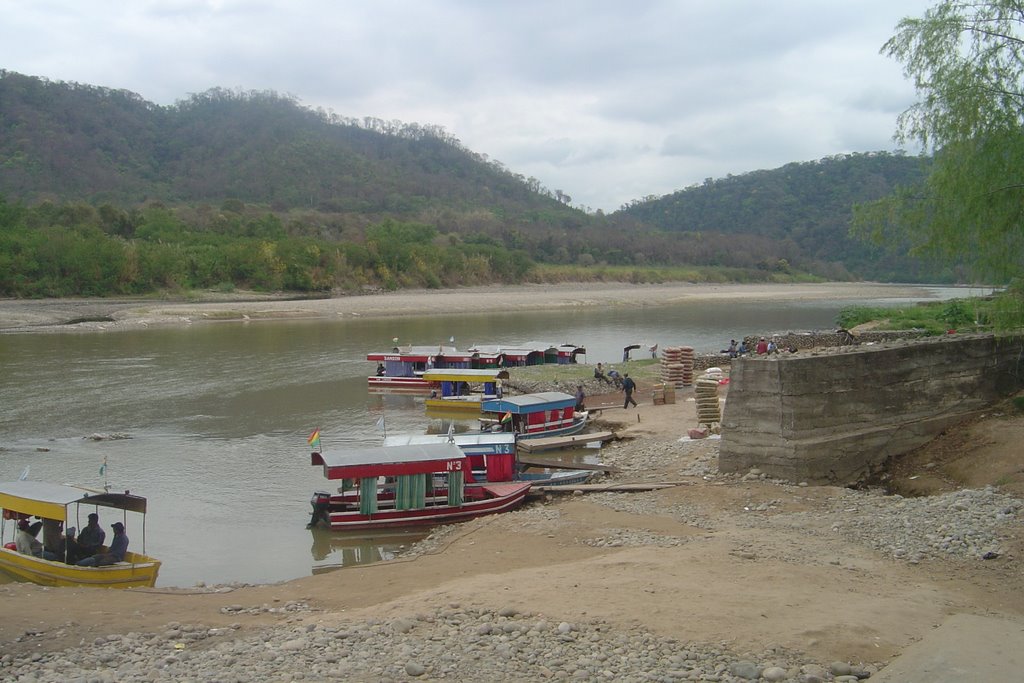 Bermejo, Tarija Bolivia by Leonardo Bianco