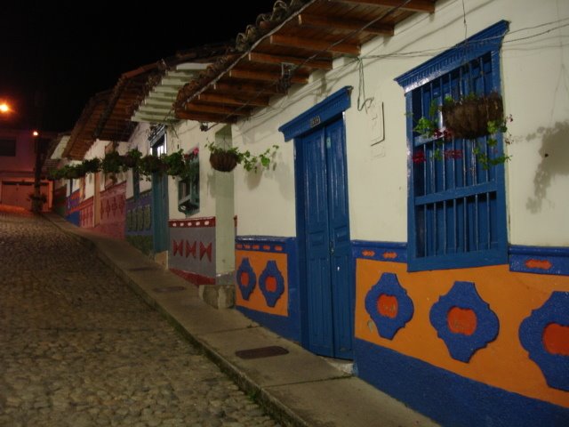 Zócalos en guatape by andres estrada