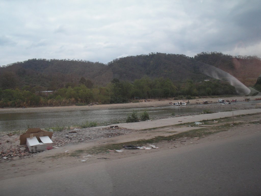 Bermejo, Tarija Bolivia by Leonardo Bianco