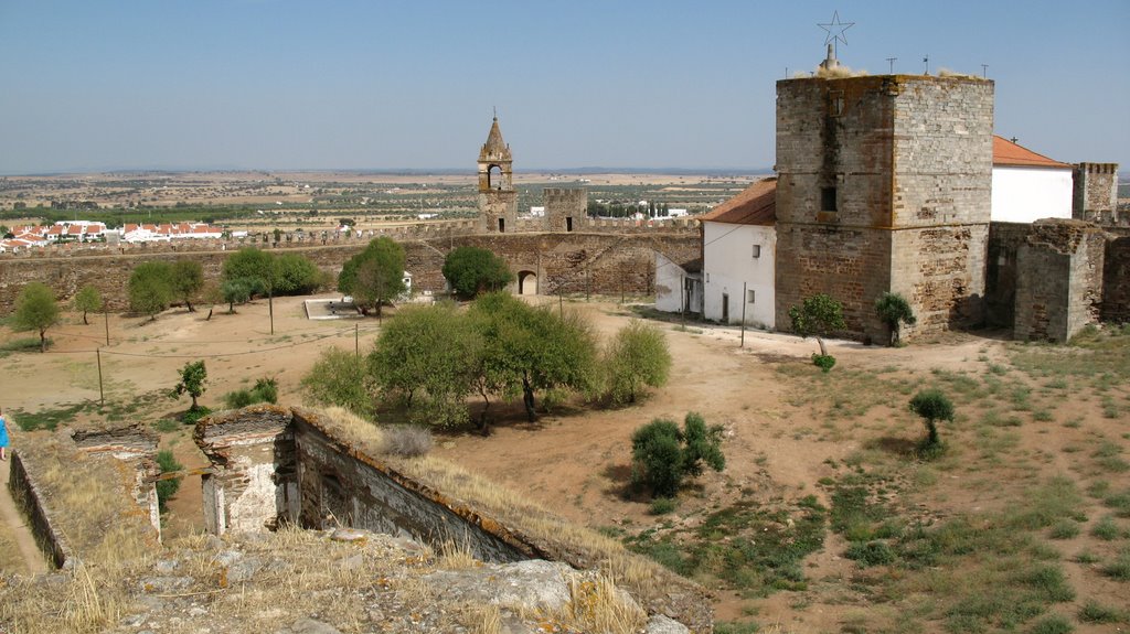 Mourão, Castelo by artur jorge agostinh…